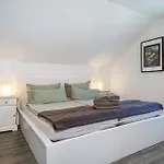 Haus Sohl 1 Апартаменты Фридрихсхафен